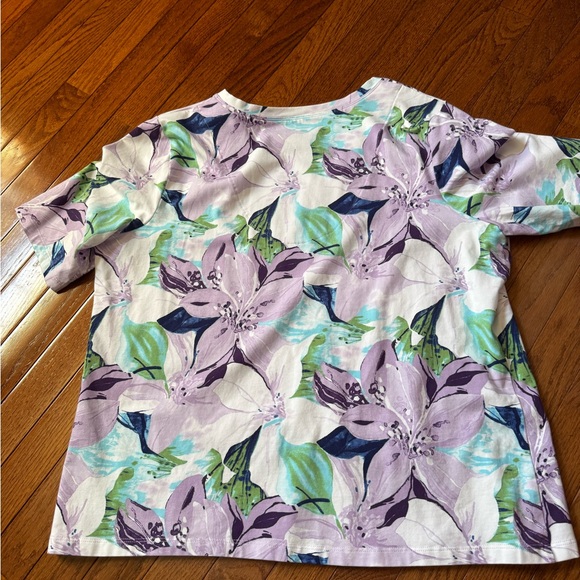 Chico's Tops - Chico’s Floral Short Sleeve Tee - Lilac & White